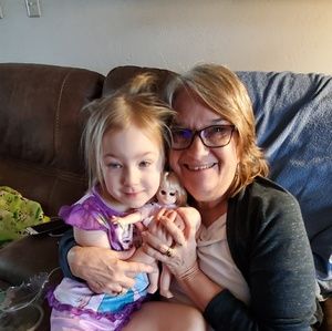 Meet your Posher, Paula